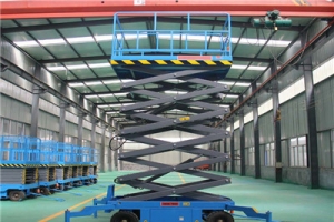 為什么在多雨的夏季，液壓驅(qū)動的升降平臺會比電動驅(qū)動的更具優(yōu)勢？