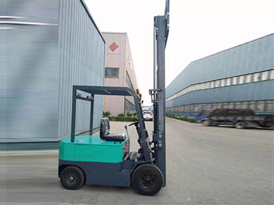 電動倉儲叉車