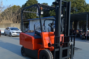 電動叉車的起動機有哪些零部件？