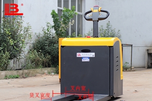 全電動托盤搬運車使用的托盤有哪些規(guī)格？