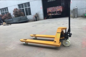 手動液壓叉車的液壓缸有哪些常見的故障？