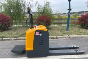 如何清洗電動(dòng)搬運(yùn)車的液壓系統(tǒng)？