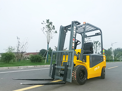 電動(dòng)叉車(chē)